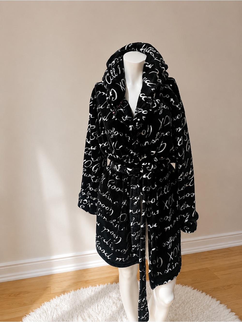 Y2K Betsey Johnson Plush Hooded Robe • Black/White